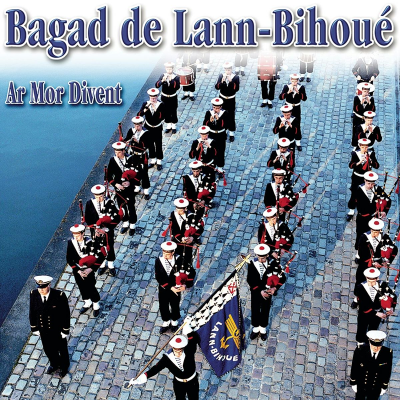 BAGAD DE LANN-BIHOUÉ "AR MOR DIVENT"
